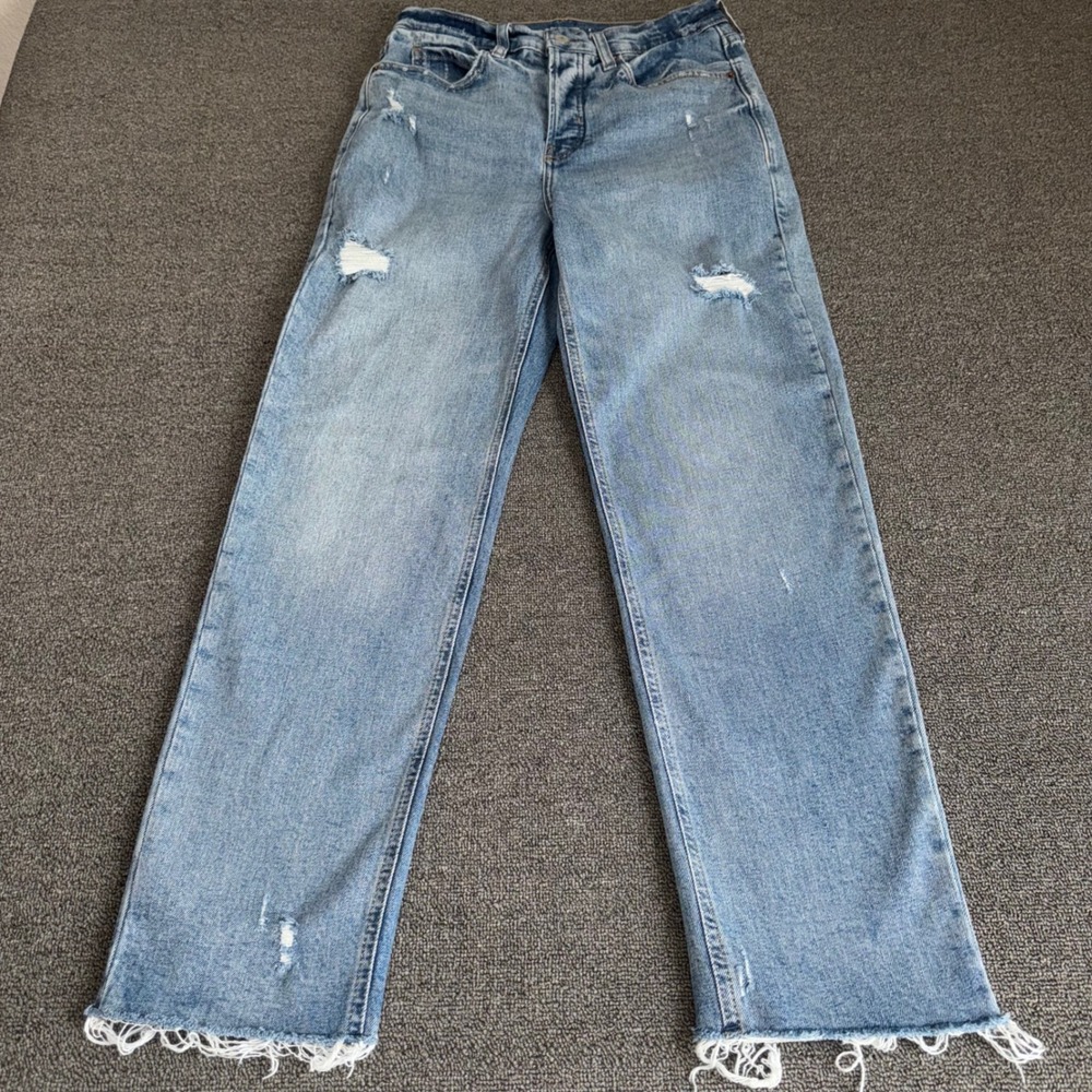 Old Navy Sky-Hi Straight Extra High Rise Distressed Button Fly Jeans Size 6